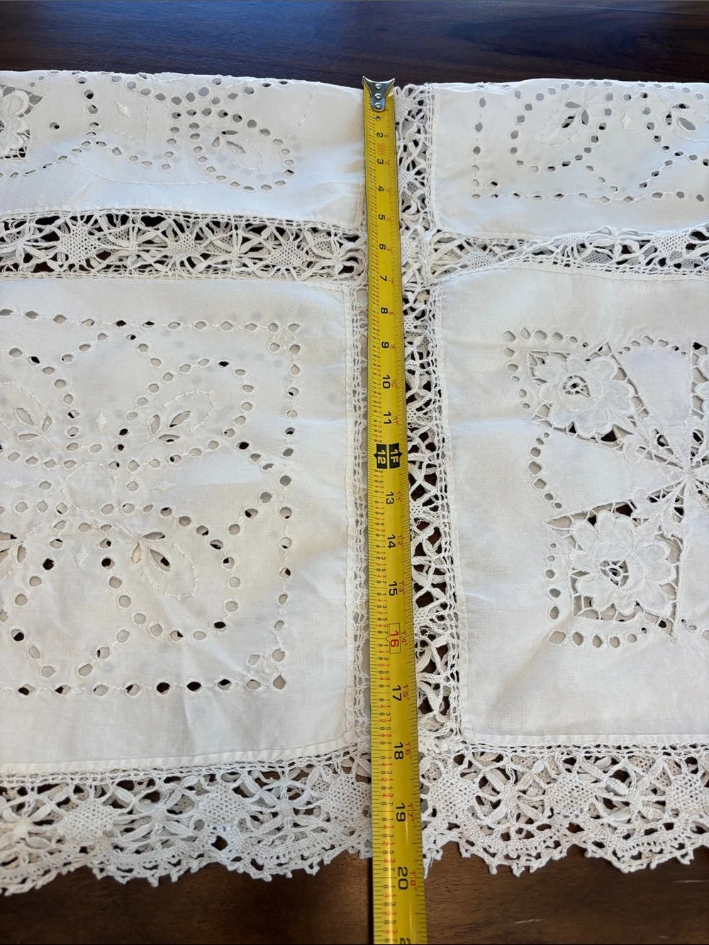 Vintage White Cutwork Lace Table Cloth - Classic Home Dining